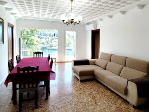 WhatsApp Image 2025 06 03 at 09.34.30 5 e1750761583433 300x226 - Casa de la Laguna